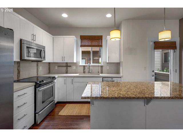 14340 Sw BURLWOOD Ln, Beaverton, OR 97005
