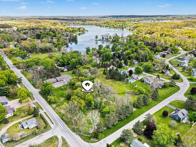 0 Silver Lake Road Road, Fenton Charter Township, MI 48451