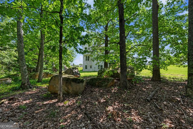5220 Stone Croft Trail SW, South Fulton, GA 30331