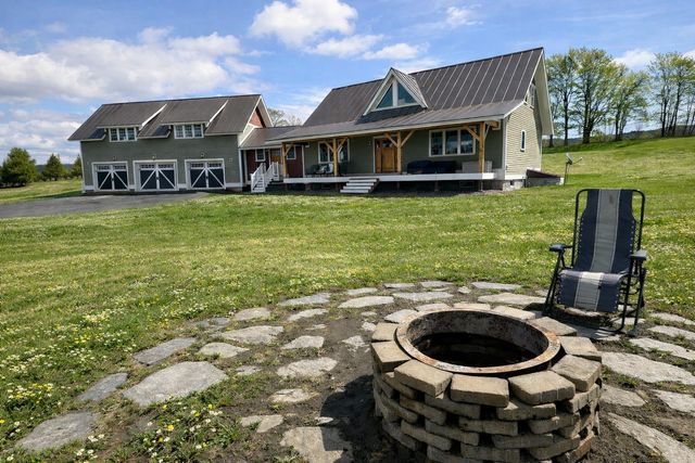 77 Paradise Lane, Williamstown, VT 05679