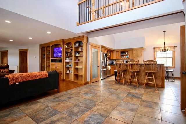 77 Paradise Lane, Williamstown, VT 05679