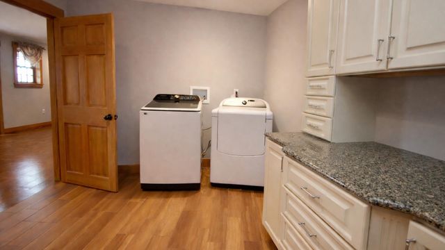 77 Paradise Lane, Williamstown, VT 05679
