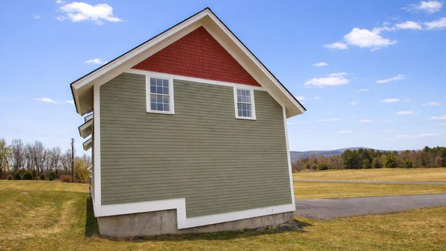 77 Paradise Lane, Williamstown, VT 05679