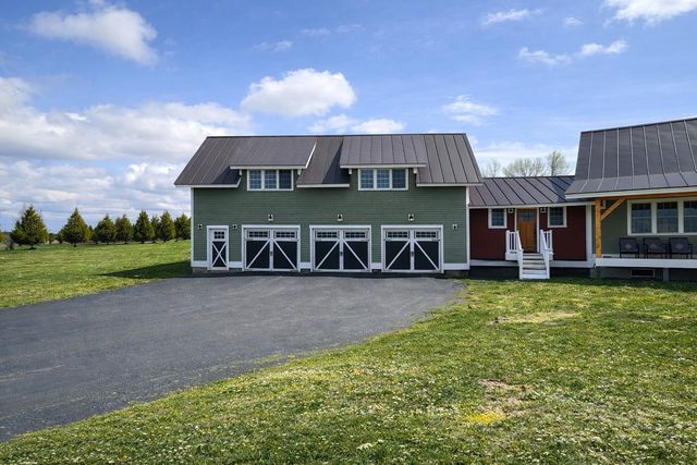 77 Paradise Lane, Williamstown, VT 05679