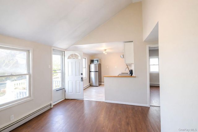 12 Cedarhurst Avenue, Selden, NY 11784