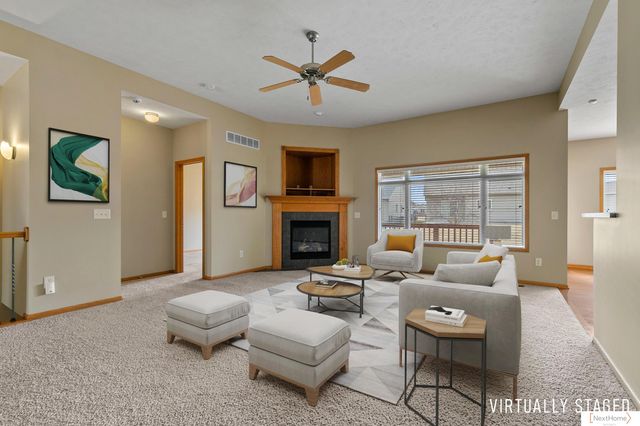 7683 Phares Drive, Lincoln, NE 68516