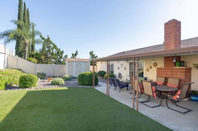 9649 Derald Rd, Santee, CA 92071