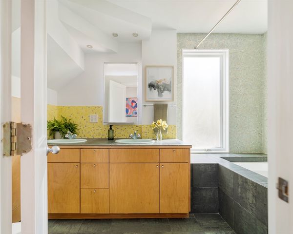 24 Rockingham Street 24, Cambridge, MA 02139