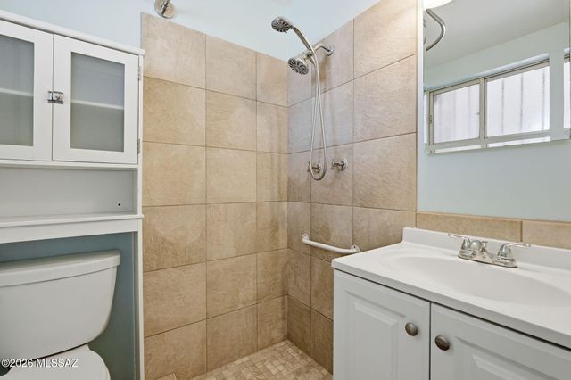 822 N Duffy Place, Tucson, AZ 85711