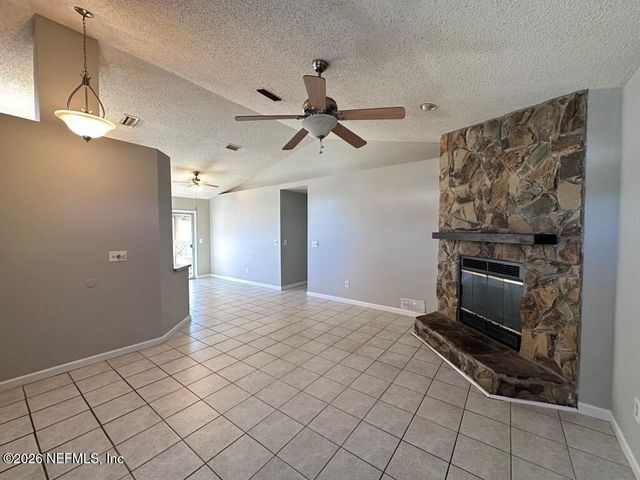 1261 MONTECELLO Drive A, Orange Park, FL 32065