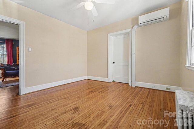 1209 Oakwood Avenue, Gastonia, NC 28052