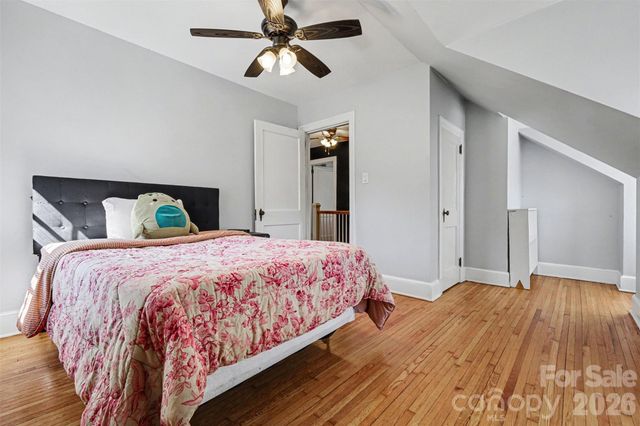 1209 Oakwood Avenue, Gastonia, NC 28052