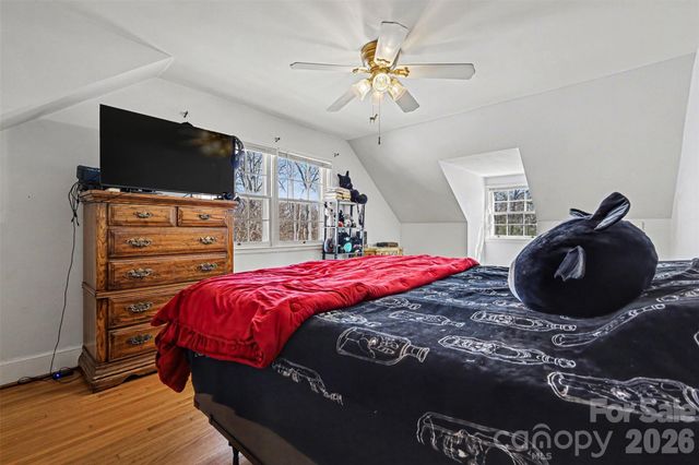 1209 Oakwood Avenue, Gastonia, NC 28052