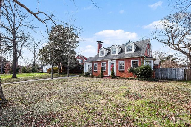 1209 Oakwood Avenue, Gastonia, NC 28052