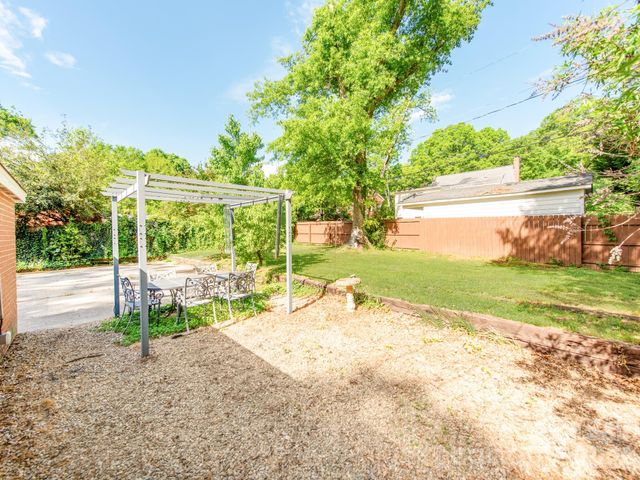 1209 Oakwood Avenue, Gastonia, NC 28052