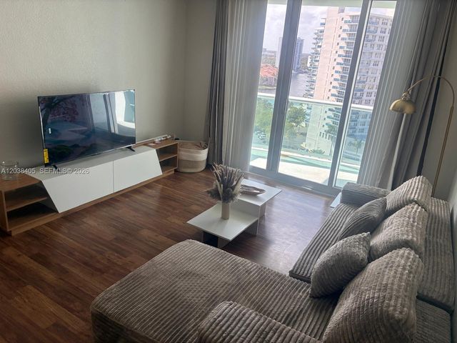 3901 S Ocean Drive 14Q, Hollywood, FL 33019