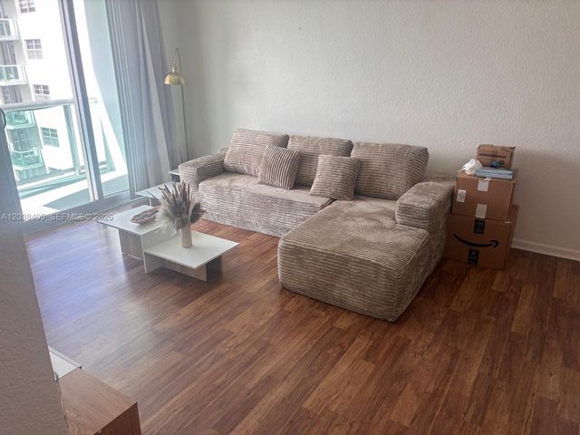 3901 S Ocean Drive 14Q, Hollywood, FL 33019