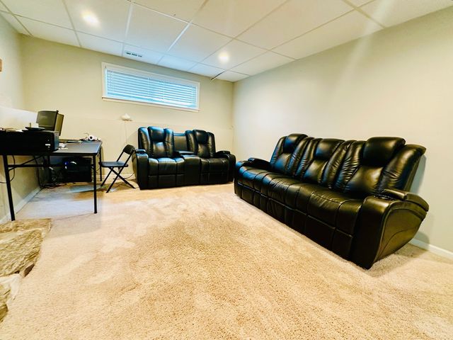 124 Oriole Road, Matteson, IL 60443