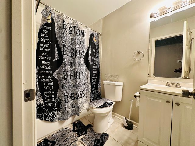 124 Oriole Road, Matteson, IL 60443