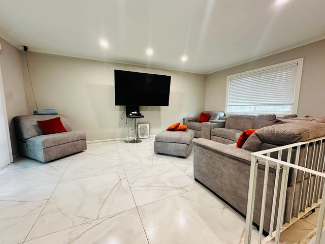 124 Oriole Road, Matteson, IL 60443