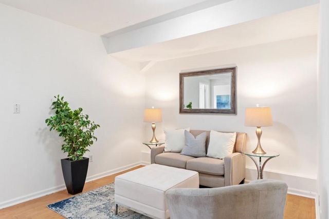 60 Camellia Avenue, San Francisco, CA 94112