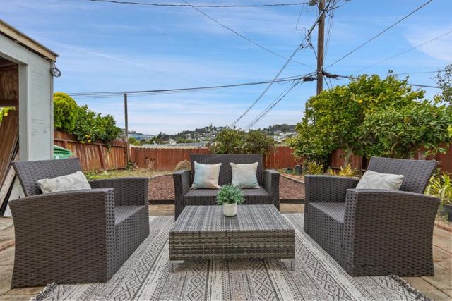 60 Camellia Avenue, San Francisco, CA 94112