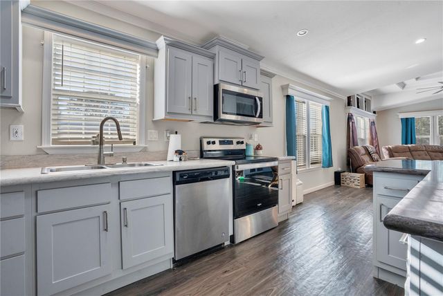 3938 BREAKWATER DRIVE, Oviedo, FL 32765