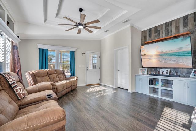 3938 BREAKWATER DRIVE, Oviedo, FL 32765