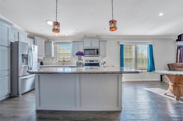 3938 BREAKWATER DRIVE, Oviedo, FL 32765