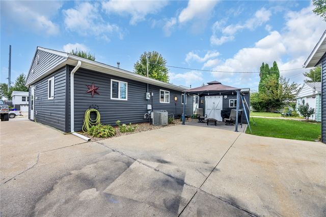 1307 18th SW, Cedar Rapids, IA 52404