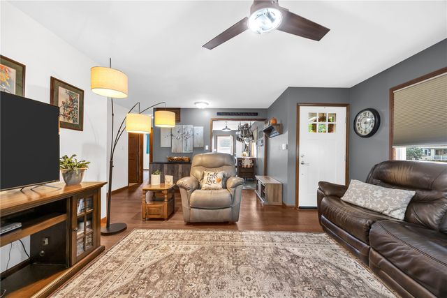 1307 18th SW, Cedar Rapids, IA 52404
