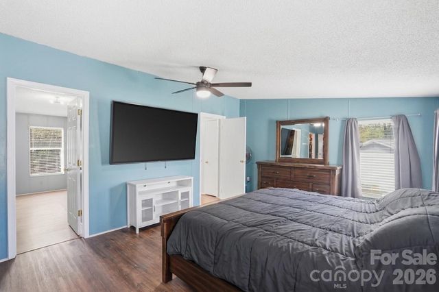 605 Ridgewood Court, Mount Holly, NC 28120