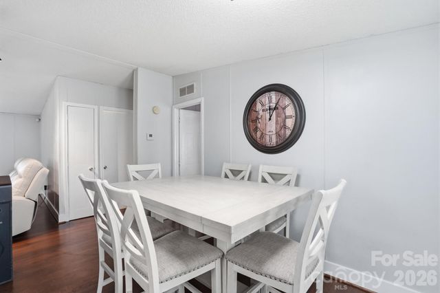 605 Ridgewood Court, Mount Holly, NC 28120