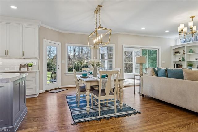 305 Coinjock RN, Yorktown, VA 23693