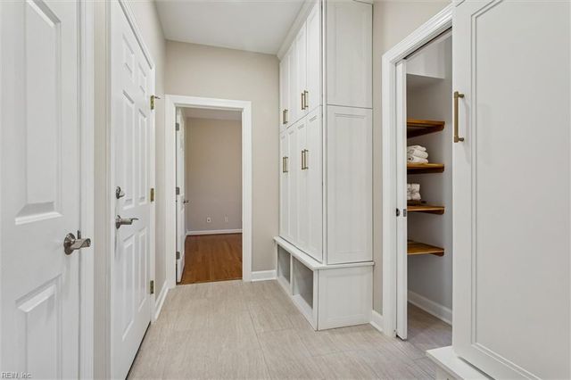 305 Coinjock RN, Yorktown, VA 23693