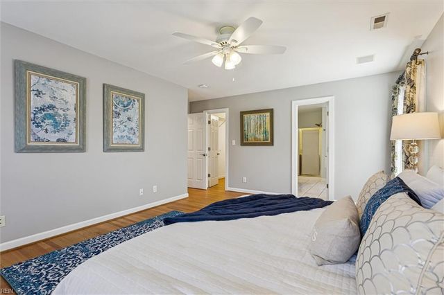 305 Coinjock RN, Yorktown, VA 23693