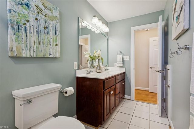 305 Coinjock RN, Yorktown, VA 23693