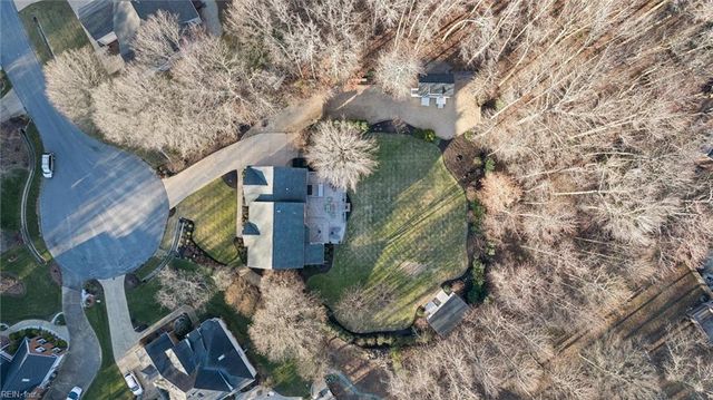 305 Coinjock RN, Yorktown, VA 23693