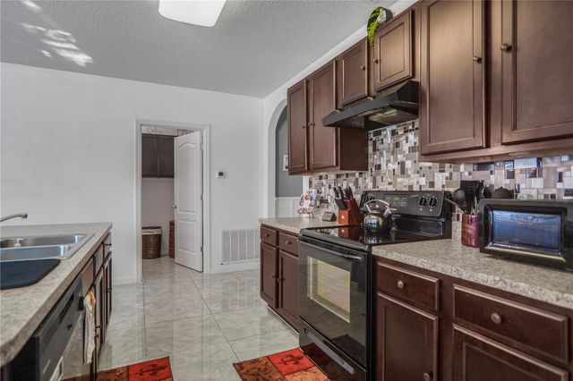 521 NOVA DRIVE, Davenport, FL 33837