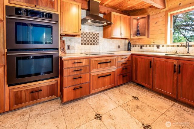 450 Burton Lane, Friday Harbor, WA 98250