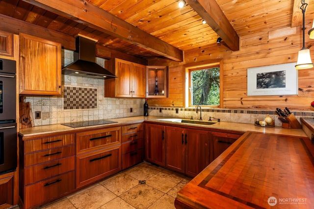 450 Burton Lane, Friday Harbor, WA 98250