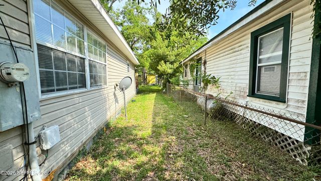 1990 BALDWIN Street, Jacksonville, FL 32209