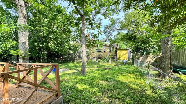 1990 BALDWIN Street, Jacksonville, FL 32209