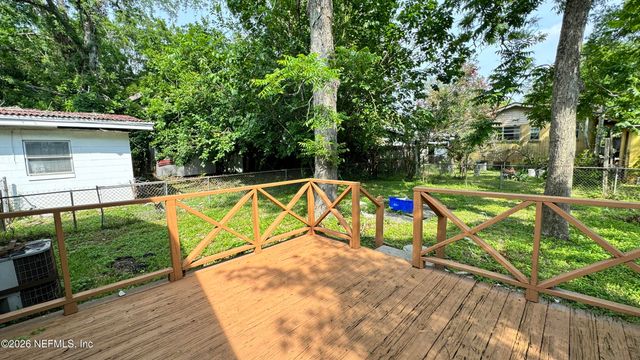 1990 BALDWIN Street, Jacksonville, FL 32209