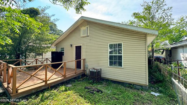 1990 BALDWIN Street, Jacksonville, FL 32209