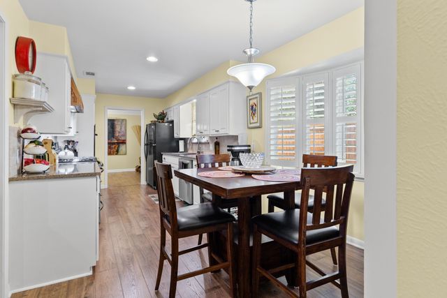 2712 Rix Street, Commerce, TX 75428