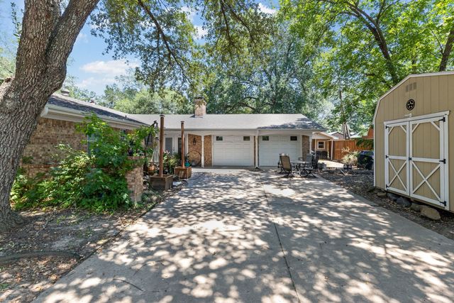 2712 Rix Street, Commerce, TX 75428