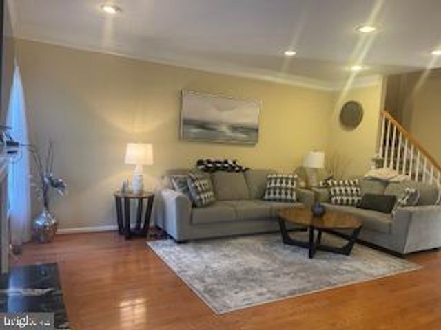 11 TREE SWALLOW DR, Princeton, NJ 08540