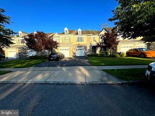 11 TREE SWALLOW DR, Princeton, NJ 08540