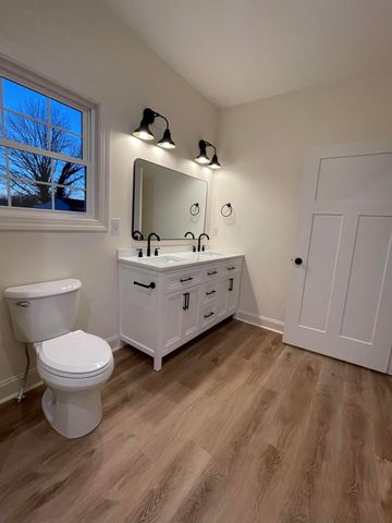 511 Otey ST, Bedford, VA 24523